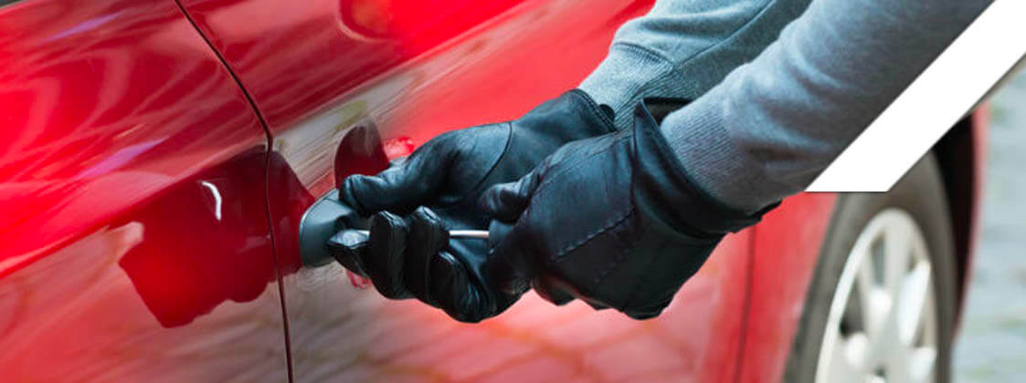 seguro robo en interior coche